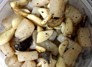簡単！生芋こんにゃく、にんにく炒め♪-レシピのメイン写真