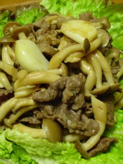 ◎牛肉とシメジのにんにくバター醤油煮-レシピのメイン写真