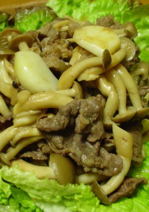 ◎牛肉とシメジのにんにくバター醤油煮-レシピのメイン写真