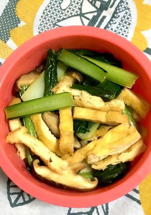 小松菜・油揚げ・きのこの醤油バター炒め-レシピのメイン写真