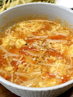 トマトとエノキの簡単かき卵コンソメスープ-レシピのメイン写真
