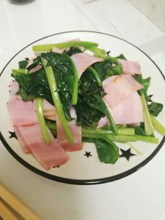 ホウレン草とベーコンのバター醤油炒め-レシピのメイン写真