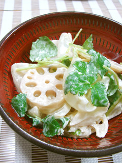 レンジで♪レンコンと新たまのバタマヨポン-レシピのメイン写真