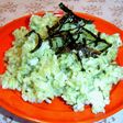 鮮やかなグリーンの抹茶飯