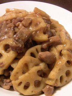 隠し味がミソよ♡ レンコンと鶏肉の甘辛煮-レシピのメイン写真