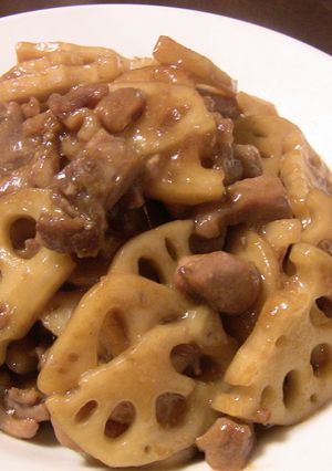 隠し味がミソよ♡　レンコンと鶏肉の甘辛煮-レシピのメイン写真