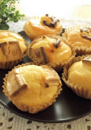 焼きホワイトチョコ　カップケーキ-レシピのメイン写真