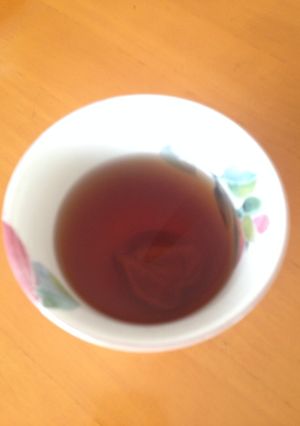 懐かしい♡お祖母ちゃんの梅干し入り番茶-レシピのメイン写真