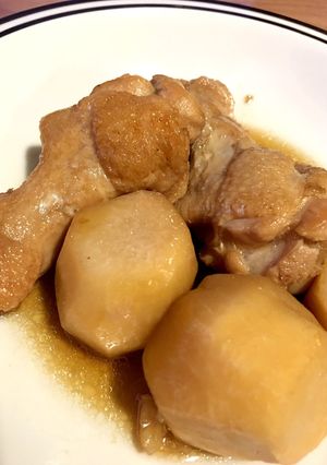 里芋と鶏手羽元の茶色いこっくり煮-レシピのメイン写真