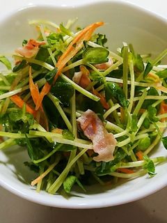 もりもり食べれる豆苗サラダ-レシピのメイン写真