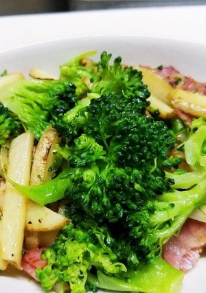 新じゃがいもとブロッコリーのバター炒め-レシピのメイン写真