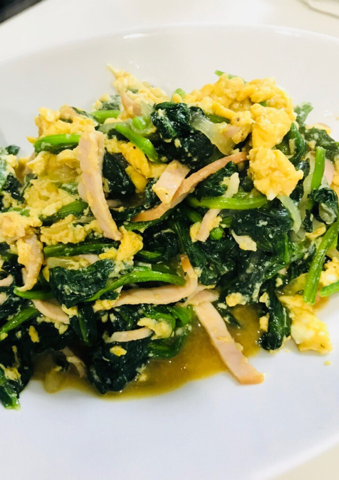 ほうれん草と卵のヒガシマル炒（カレー）-レシピのメイン写真