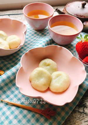 お豆腐でふんわり！空豆の白玉団子-レシピのメイン写真