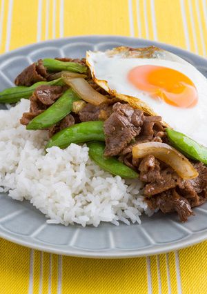 スナップえんどうと牛肉の甘辛丼-レシピのメイン写真