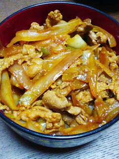豚こまの味噌ニンニクしょうが丼-レシピのメイン写真