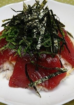 簡単！鰹の漬け丼-レシピのメイン写真