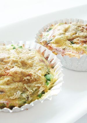 とろろ昆布と桜えびのたまごカップ焼き-レシピのメイン写真