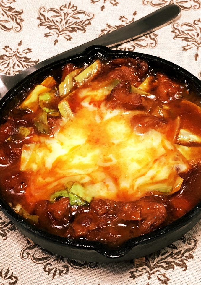 焼き鳥缶詰で作る〜超簡単チーズタッカルビ-レシピのメイン写真