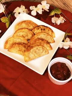 餃子の皮でなんちゃってサモサ♪-レシピのメイン写真