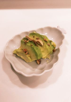 ❁アボカドにナッツと岩塩❁*-レシピのメイン写真