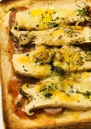 ピザ風☆ソーセージ＆きのこバタートースト-レシピのメイン写真