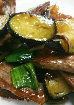 簡単味噌炒めタレで牛肉と野菜の朴葉焼き風-レシピのメイン写真