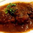 牛肉のトマト赤ワイン煮