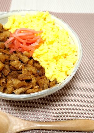 車麩のヘルシーそぼろ丼-レシピのメイン写真