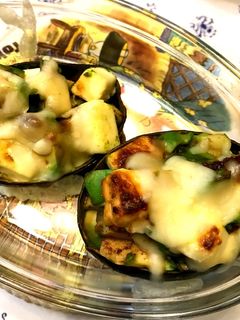 アボカドとクリチのオーブン焼き-レシピのメイン写真