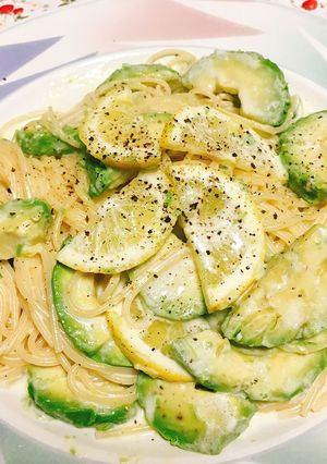 美肌のアボカドとレモンのクリームパスタ-レシピのメイン写真