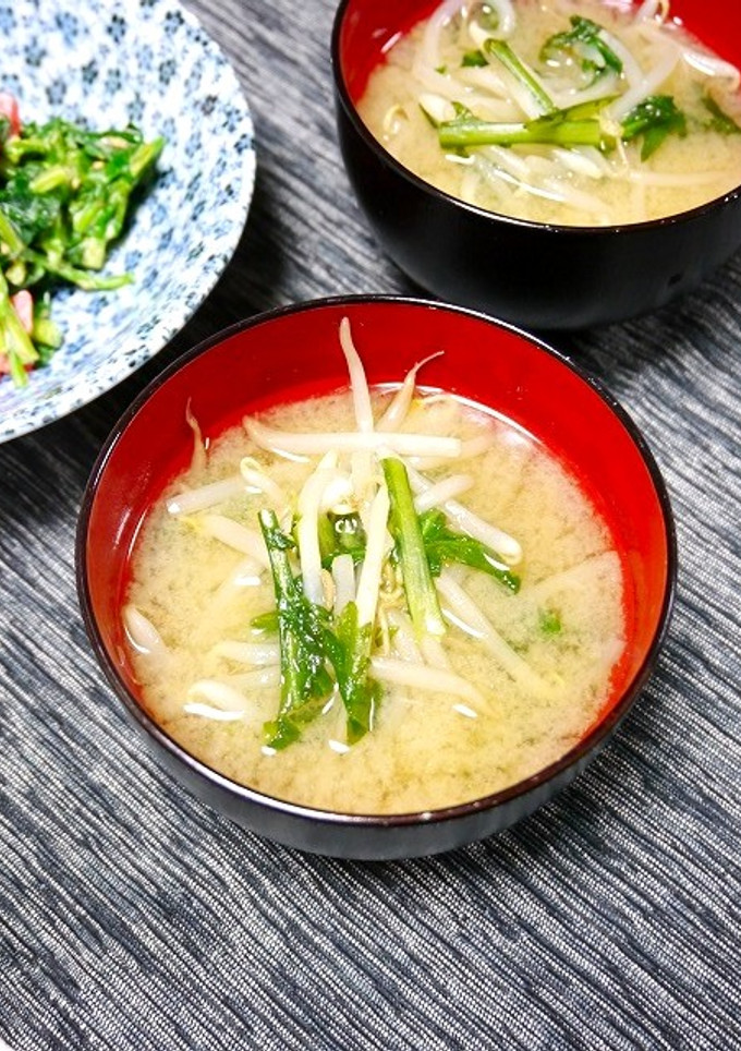 簡単！春菊ともやしのお味噌汁-レシピのメイン写真