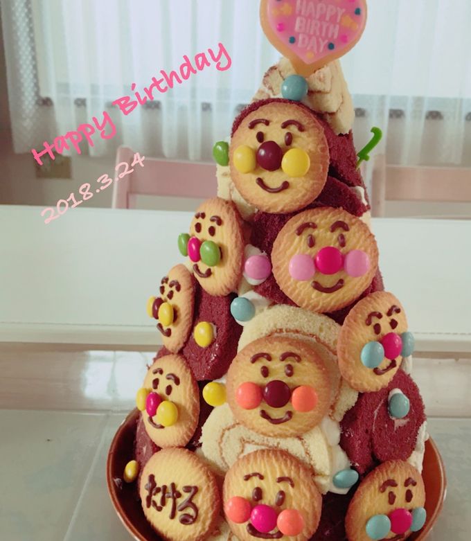 アンパンマン簡単ロールケーキタワー誕生日 by Kananan777