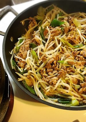 フライパンでラム肉のジンギスカン風-レシピのメイン写真