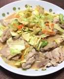 豚肉と野菜ミックスの辛味噌チーズ和え