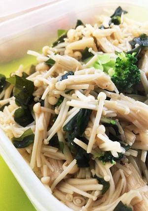弁当やおつまみ♪えのきとわかめのナムル風-レシピのメイン写真