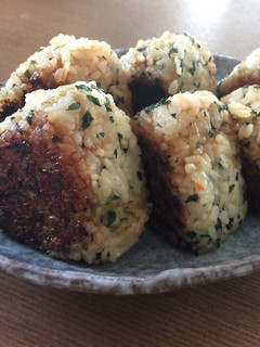 炒飯リメイク☆焼きおにぎり☆青しそイン☆-レシピのメイン写真