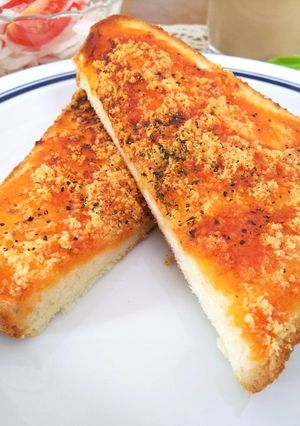お手軽オーロラソースと粉チーズのトースト-レシピのメイン写真
