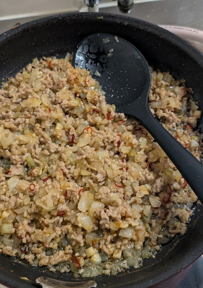 ひき肉と玉ねぎの炒め物-レシピのメイン写真
