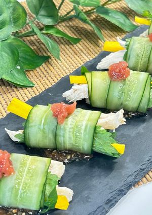 きゅうりで巻く鶏むね＆梅の彩り和風ロール-レシピのメイン写真