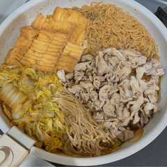 รูปของ すき焼き風煮込み