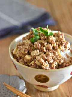 豆腐のそぼろ丼-レシピのメイン写真
