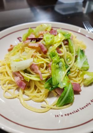 春キャベツとベーコン🥓のペペロンチーノ-レシピのメイン写真