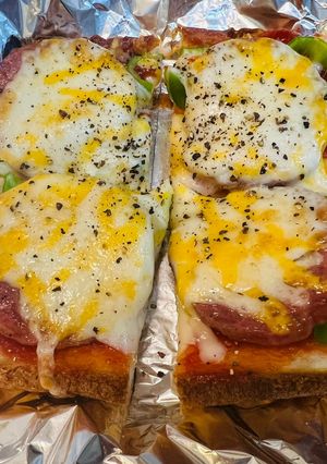 🍞食パンの端っこで、ご馳走ピザトースト-レシピのメイン写真