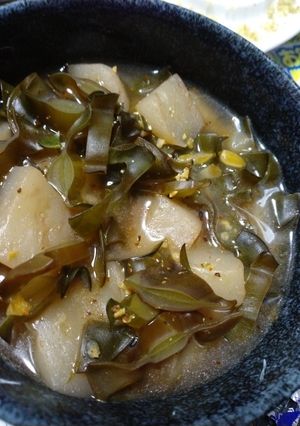 蒟蒻とめかぶを炊いた小丼-レシピのメイン写真