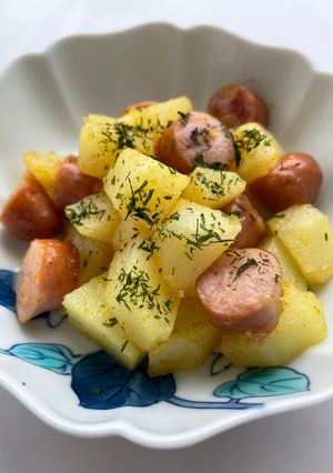 コロコロじゃが芋とウィンナーのカレー味-レシピのメイン写真