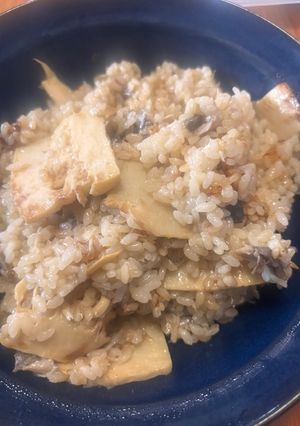 りゅうじさんのタケノコご飯in鯖-レシピのメイン写真