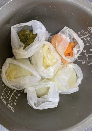 離乳食時短ワザ☆野菜の炊飯器蒸し-レシピのメイン写真