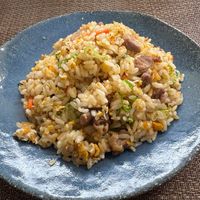 基本からアレンジまで！思わずつくりたくなる「炒飯 うどん」のレシピ