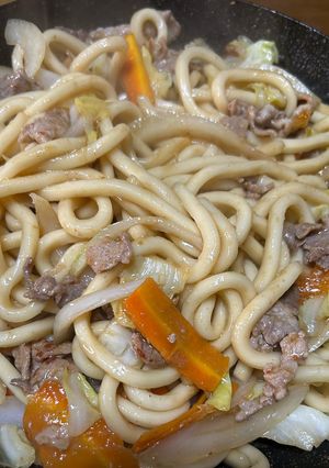 スタミナ源で焼きうどん-レシピのメイン写真