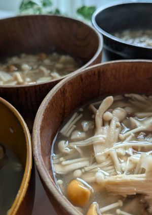 煮込まずさっと作れる！きのこの味噌汁-レシピのメイン写真